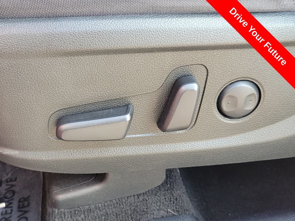 Used 2023 Hyundai Santa Fe SEL AWD/4WD image 17