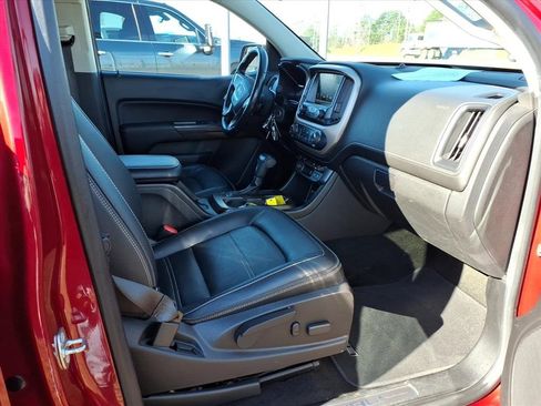 Used 2017 GMC Canyon Denali image 11