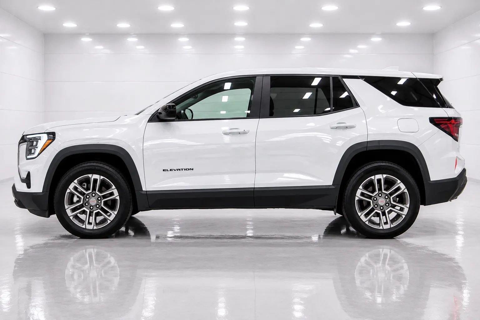 Used 2026 GMC Terrain Elevation FWD image 2