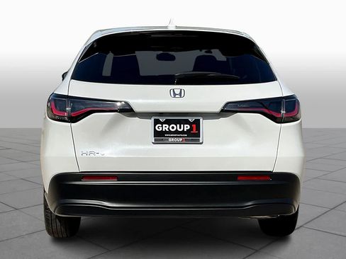 New 2026 Honda HR-V LX image 4