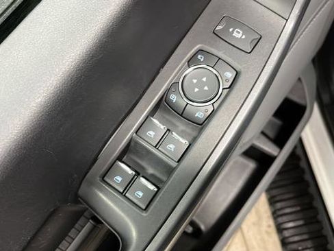 Used 2023 Ford F350 XLT image 21