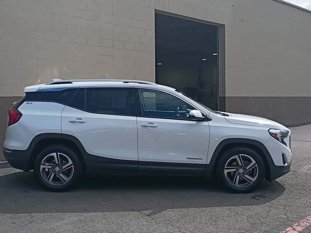 Used 2020 GMC Terrain SLT FWD image 3