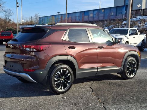 Certified 2022 Chevrolet TrailBlazer LT w/ Driver Confidence Package image 6