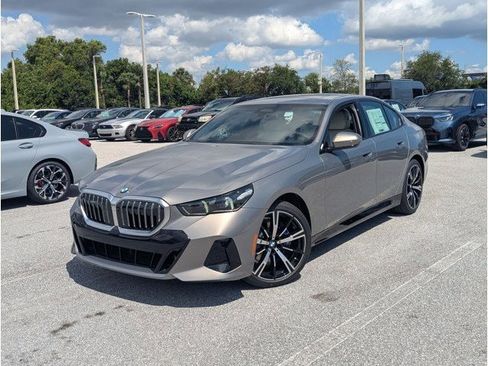 New 2027 BMW 530i w/ M Sport Package RWD image 1