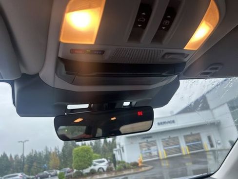 Used 2024 Subaru Ascent Limited w/ Technology Package image 13