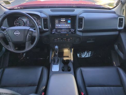 Used 2024 Nissan Frontier SL image 14