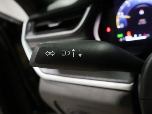 Used 2024 Jeep Grand Cherokee L Laredo w/ Luxury Tech Group I image 37