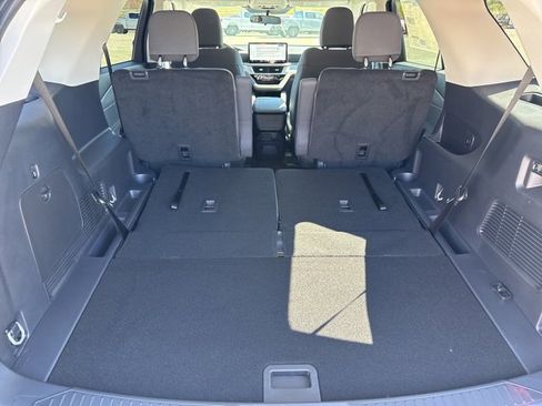 New 2026 Ford Explorer Active image 7