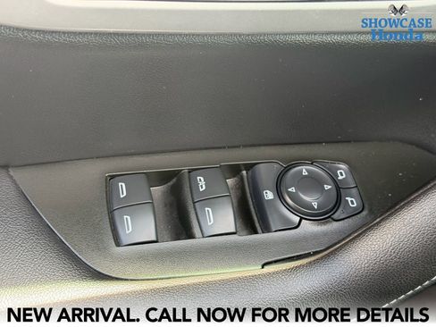 Used 2024 Chevrolet Blazer LT FWD image 9