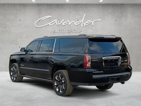 Used 2020 GMC Yukon XL Denali w/ Denali Ultimate Package AWD/4WD image 14