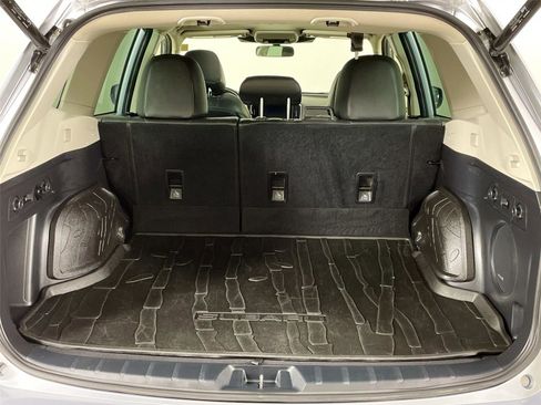 Used 2023 Subaru Forester Touring image 28