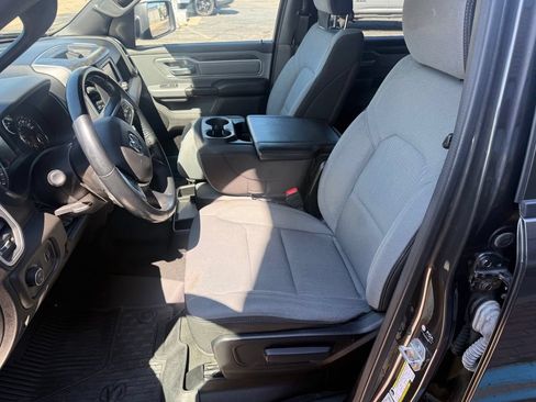 Used 2022 RAM 1500 Big Horn AWD/4WD image 17