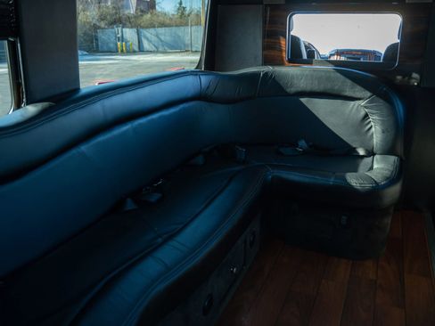 Used 2014 Mercedes-Benz Sprinter 2500 image 19