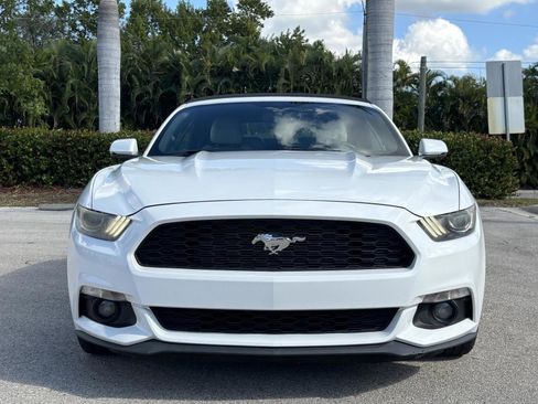Used 2016 Ford Mustang Premium image 11