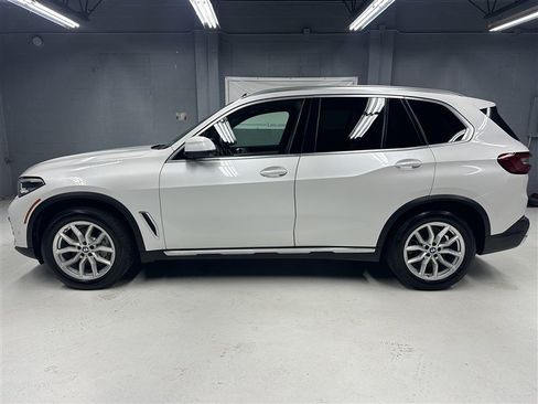 Used 2019 BMW X5 xDrive40i w/ Convenience Package AWD/4WD image 5