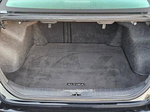 Used 2024 Nissan Altima 2.5 SV image 6