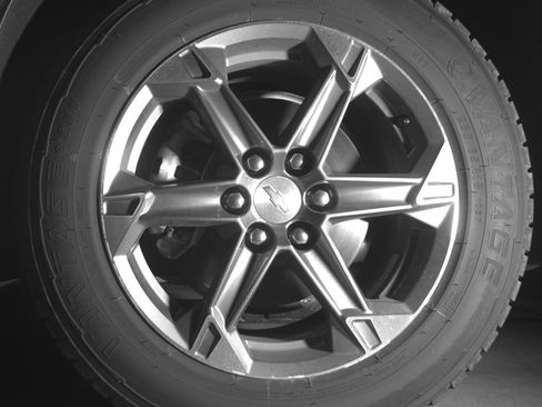 Used 2025 Chevrolet Blazer LT FWD image 12