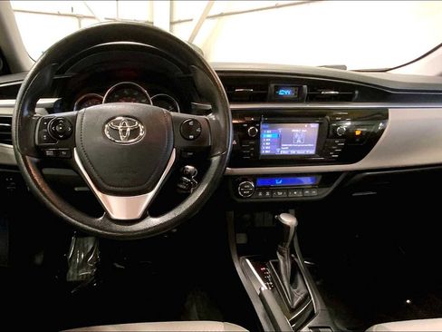 Used 2014 Toyota Corolla LE image 5