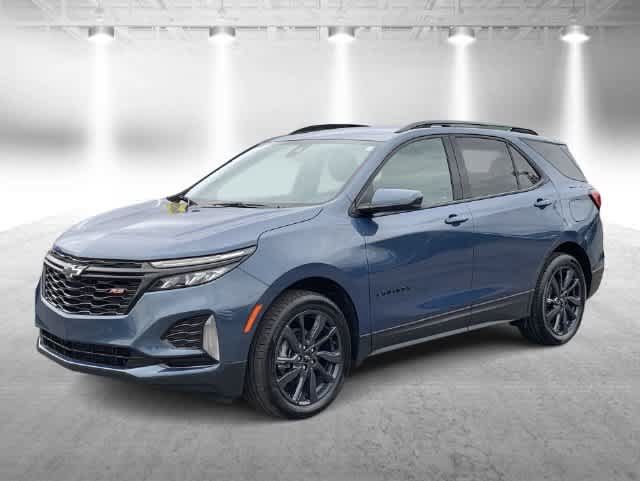 Used 2024 Chevrolet Equinox RS w/ LPO, Floor Liner Package FWD image 4