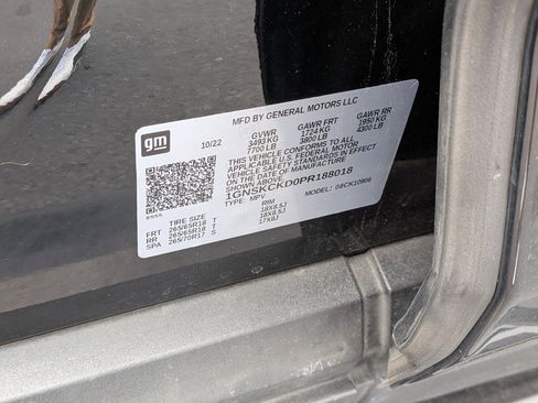 Used 2023 Chevrolet Suburban LT w/ Luxury Package image 41