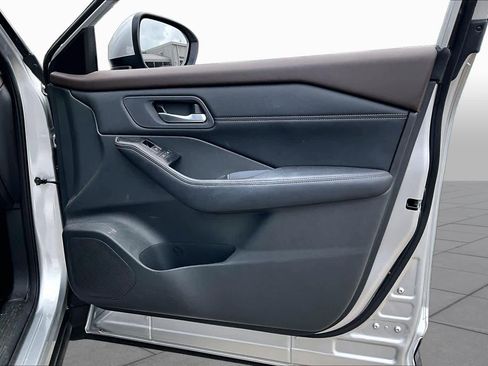 Certified 2022 Nissan Rogue SL FWD image 22