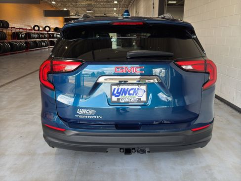 Used 2020 GMC Terrain SLE FWD image 4