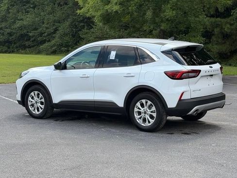 Used 2024 Ford Escape Active FWD image 4