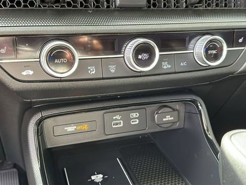 Used 2025 Honda CR-V Sport-L image 18