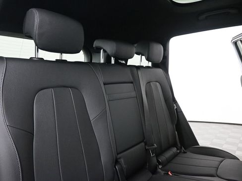 New 2026 Mercedes-Benz GLB 250 image 21