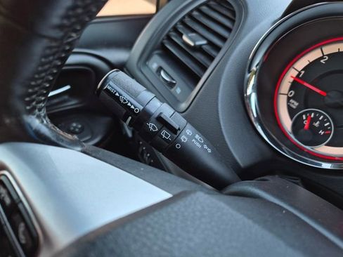Used 2017 Dodge Grand Caravan GT FWD image 18