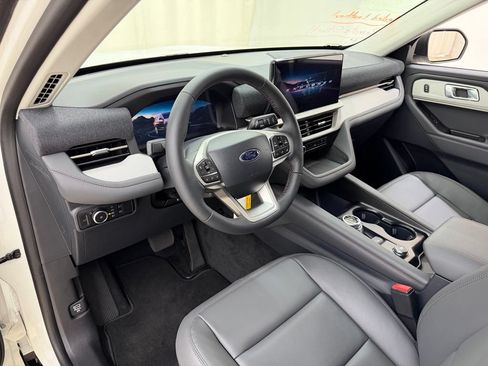 New 2026 Ford Explorer Active w/ Active Comfort Package AWD/4WD image 24