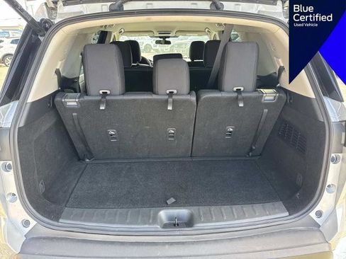 Used 2025 Nissan Pathfinder SV AWD/4WD image 11