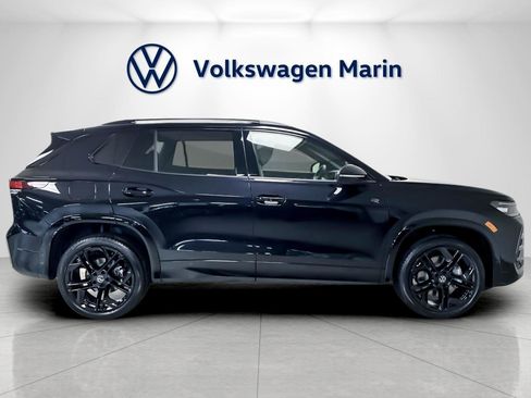 New 2026 Volkswagen Tiguan SE R-Line image 6