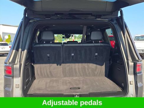Used 2024 Jeep Wagoneer Series III AWD/4WD image 32