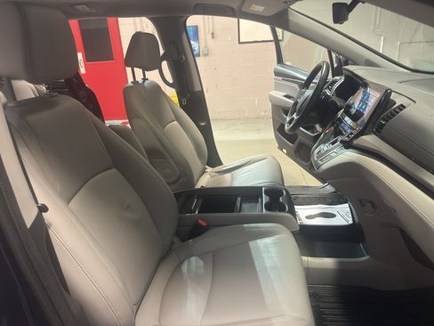 Used 2018 Honda Odyssey EX-L image 23