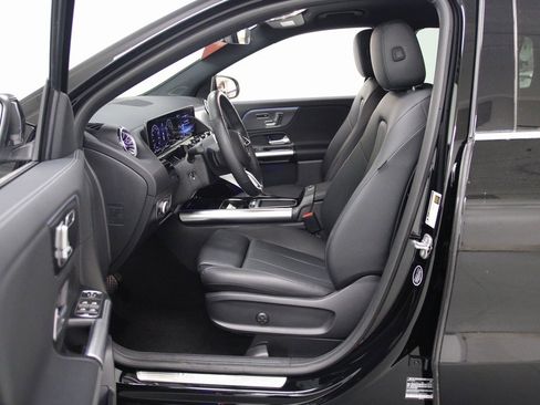 Certified 2025 Mercedes-Benz GLA 250 GLA 250 image 17