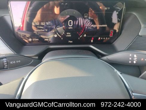 New 2026 GMC Acadia AT4 w/ LPO, Floor Liner Package AWD/4WD image 12