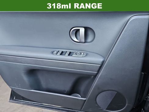 Certified 2025 Hyundai Ioniq 5 SEL RWD image 28