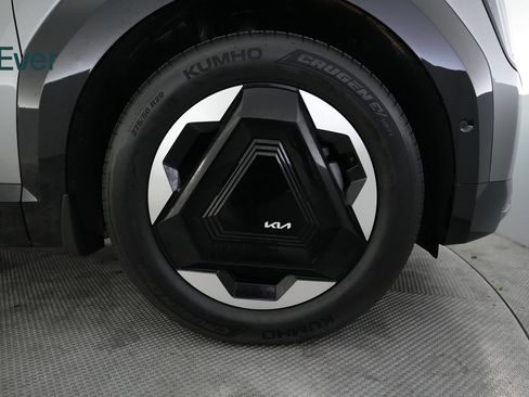 Used 2024 Kia EV9 Land AWD/4WD image 20