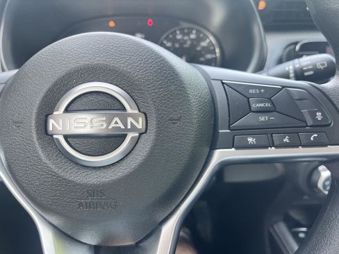 Used 2024 Nissan Kicks SV FWD image 36