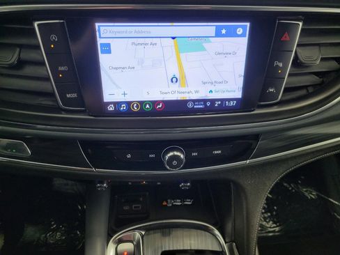 Used 2024 Buick Enclave Essence w/ Sport Touring Edition image 7