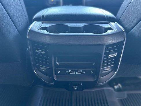 Used 2025 RAM 3500 Laramie AWD/4WD image 23