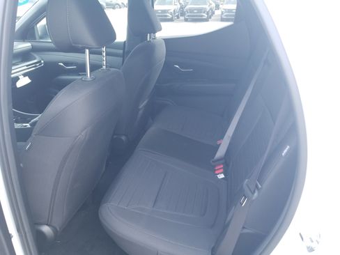 Certified 2025 Hyundai Santa Cruz SE image 12