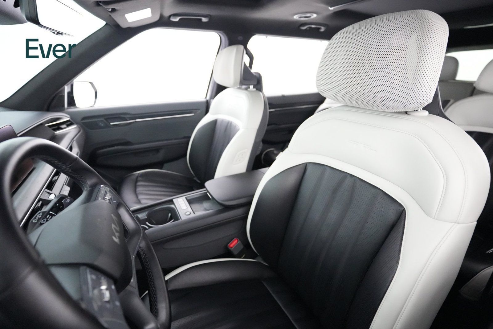 Used 2024 Kia EV9 GT-Line AWD/4WD image 4