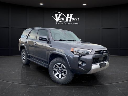Used 2022 Toyota 4Runner TRD Off-Road Premium w/ Moonroof Package AWD/4WD image 1
