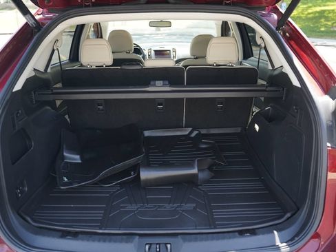 Used 2017 Ford Edge Titanium w/ Equipment Group 301A FWD image 12