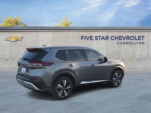 Used 2022 Nissan Rogue Platinum w/ Head-Up Display Package image 8