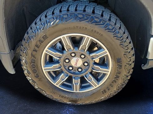 Used 2026 GMC Sierra 1500 AT4 w/ AT4 Premium Package AWD/4WD image 7