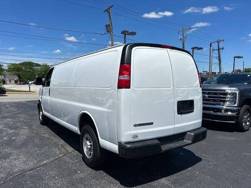 Used 2020 Chevrolet Express 3500 Extended RWD image 8