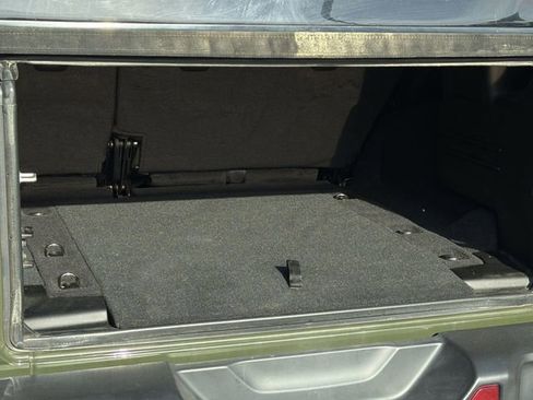 Used 2022 Jeep Wrangler Unlimited Sport image 38